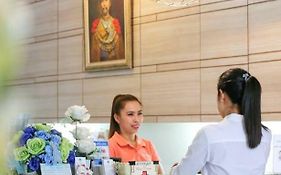 Central Place Hotel Rayong 2*